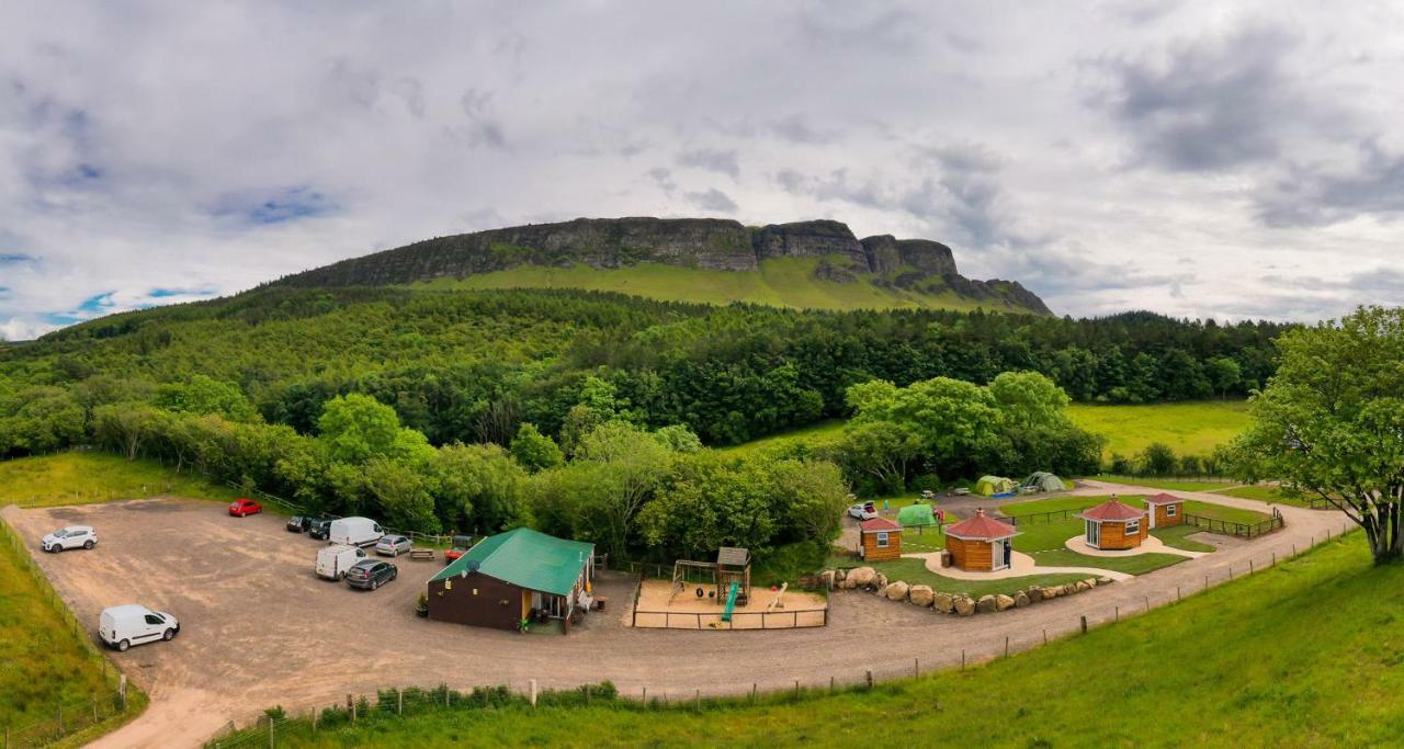 Waterfall Caves Turn-Around-Houses Vila Limavady Exterior foto