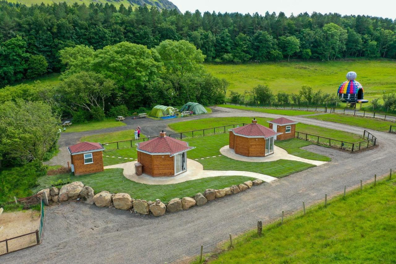 Waterfall Caves Turn-Around-Houses Vila Limavady Exterior foto